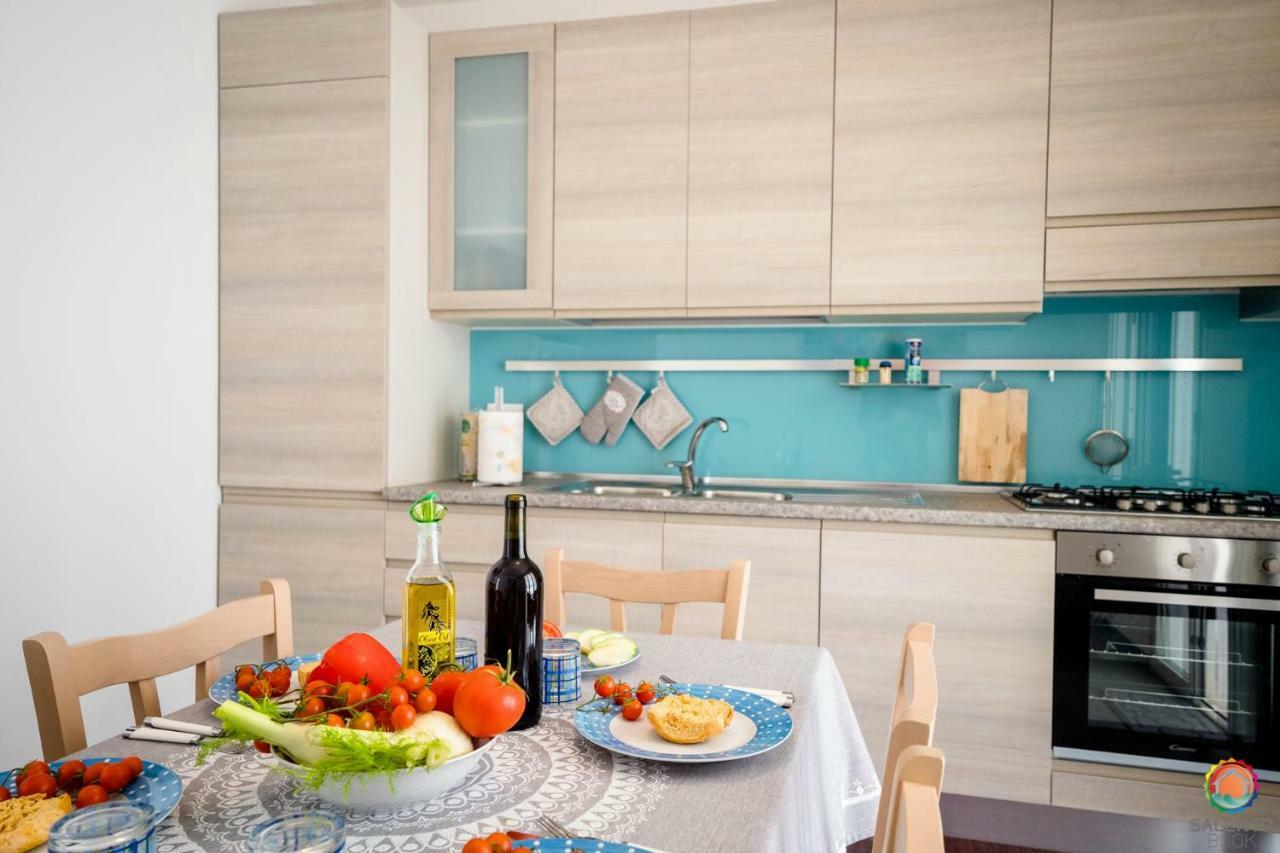 Perle Del Mare - Appartamenti Di Pregio 70M Spiaggia Pescoluse 마리나 디 페스콜루스 외부 사진